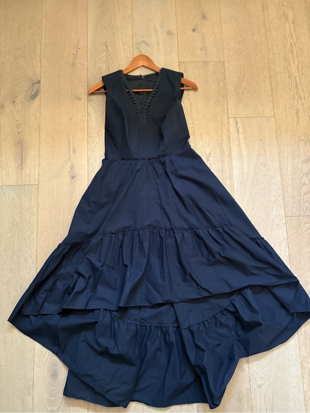 Elie Tahari Navy Sleeveless High-Low Tiered Dress